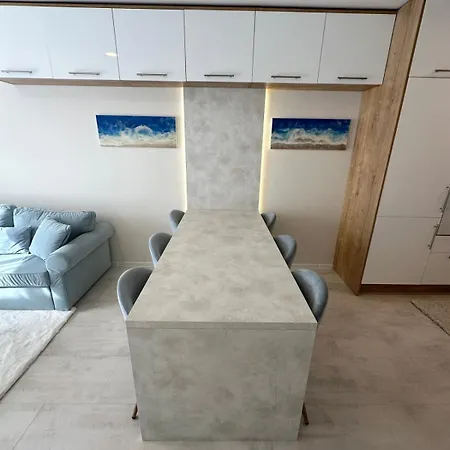 Pool On The Apartmán Burgas City