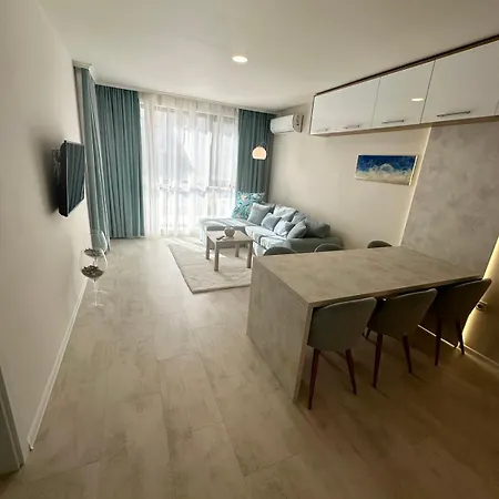 Pool On The Apartment *