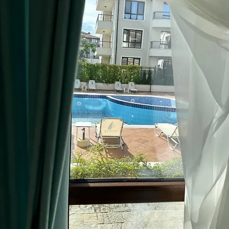 Apartment Pool On The