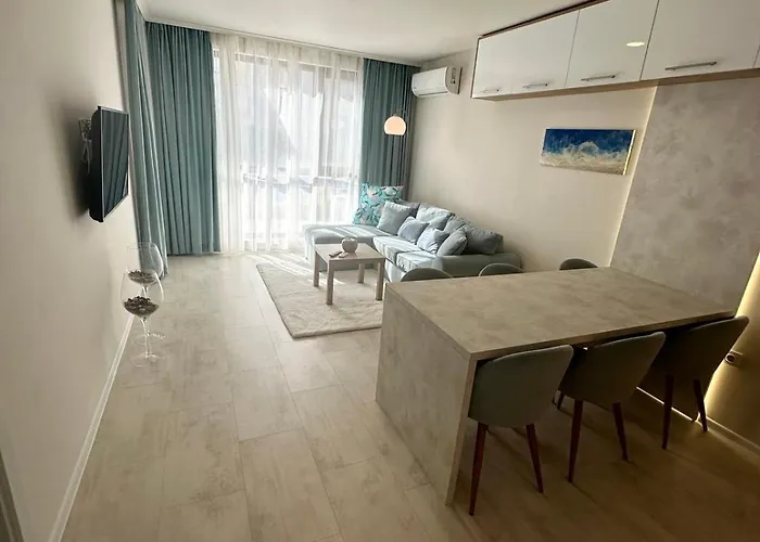 Pool On The Apartamento *